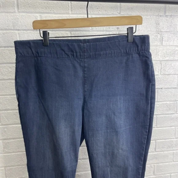 NYDJ Pull On Ankle Jeans Straight Leg Womens Size 14 Dark Wash Minimalist - Picture 2 of 11